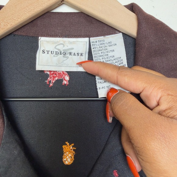 VTG 90s Studio Ease Linen Button Up Top Black Novelty Granola Girl Zoo Palm Tree - Picture 5 of 10